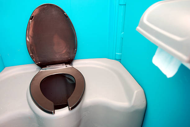 Best Portable restroom trailer rental  in Baldwin, FL